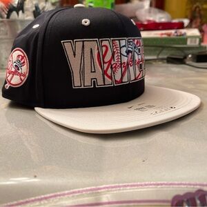Nike New York Yankees Cooperstown Collection Navy Blue White Adjustable Hat NWT